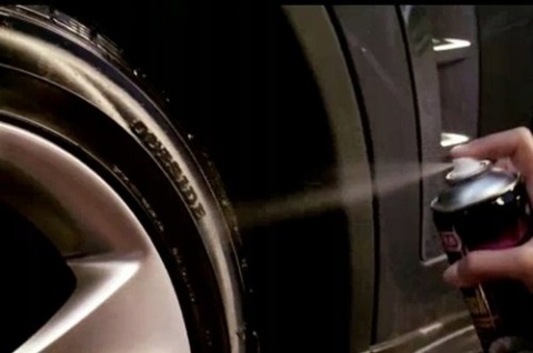 Nabłyszczacz do opon i gumowych dywaników FAST & BLACK 500ml Mafra