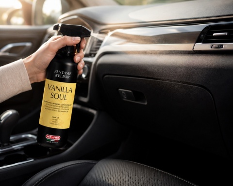 Odświeżacz w sprayu do auta i pomieszczeń FANTASIE DI ELISIR VANILLA SOUL 500ml Mafra