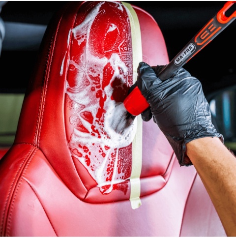 Pianka do czyszczenia skórzanej tapicerki LEATHER CLEANER 500ml Maniac Line Mafra