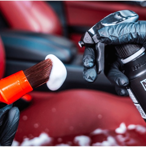 Pianka do czyszczenia skórzanej tapicerki LEATHER CLEANER 500ml Maniac Line Mafra