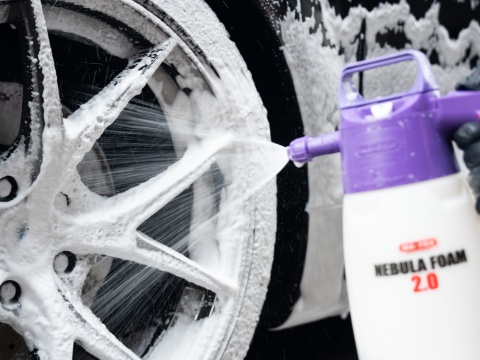 Kwaśny szampon do usuwania osadów wapiennych Odtykający powłoki ceramiczne DESCALE FOAM SHAMPOO 1000ml Maniac Line Mafra
