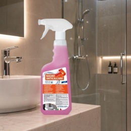 Perfumowany odkamieniacz do łazienki UNI5 BAGNO ANTICALCARE 750ml Interchem Italia