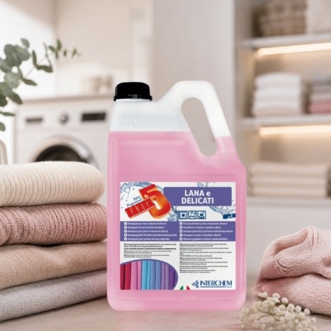 Płyn do prania wełny i tkanin delikatnych UNI5 LANA E DELICATI 5kg Interchem Italia