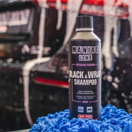 Szampon do czarnych samochodów, karoserii oklejonych foliami PPF także z matowym wykończeniem BLACK & WRAP SHAMPOO 500ml Maniac