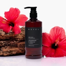 Żel pod prysznic Drzewo cedrowe i hibiskus NEFÉL BODY WASH CEDARWOOD & HIBISCUS 480ml Interchem Italia