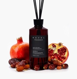 Dyfuzor zapachowy z patyczkami NEFÉL FRAGRANCE DATE & POMEGRANATE REED DIFFUSER 480ml Interchem Italia