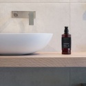 Mydło do twarzy i rąk o zapachu kwiatowym NEFÉL ECOLABEL FACE & HAND SOAP SILK & FLOWERS 480ml Interchem Italia